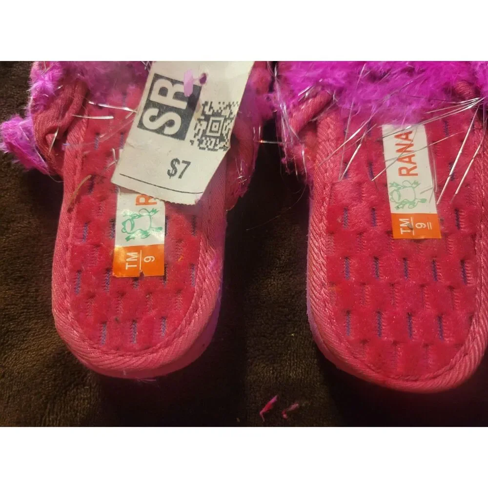 Rana size 9 girls slippers